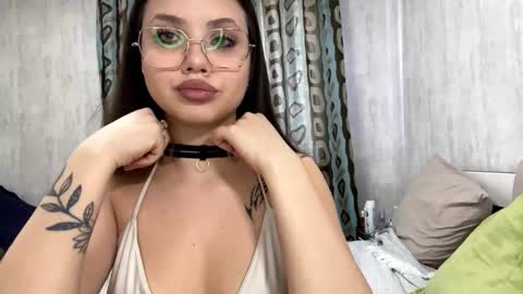 Snapshot of marvismusolino chatting on February 20, 2026, 6:26 am Mia online show from February 20, 2026, 6:26 am