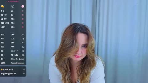 Snapshot of mary_broks chatting on September 21, 2025, 9:33 am mary_broks online show from September 21, 2025, 9:33 am