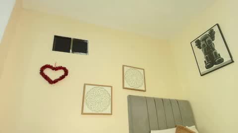 mary_cute9 online show from March 2, 2026, 11:50 am