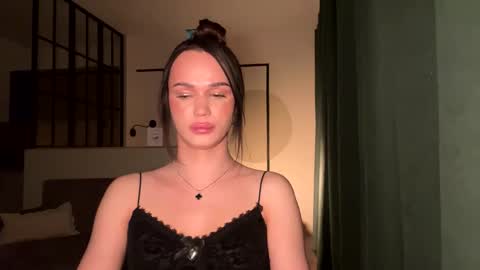 Snapshot of mary_geyson1 chatting on February 17, 2026, 6:25 pm Mary online show from February 17, 2026, 6:25 pm