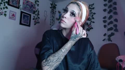                      100   online show from December 9, 2024, 10:09 pm