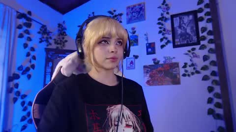                      100   online show from February 10, 2025, 10:51 pm