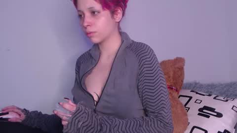                      100   online show from October 12, 2025, 7:18 am