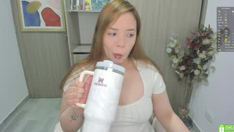 Snapshot of mary_mae chatting on April 11, 2026, 1:54 am Girl of your dreams online show from April 11, 2026, 1:54 am