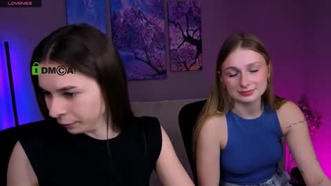 Snapshot of mary_meow_hot chatting on December 15, 2025, 10:19 am Mary online show from December 15, 2025, 10:19 am