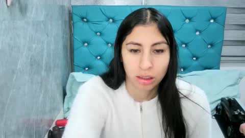 Snapshot of mary_mood_ chatting on January 21, 2025, 11:03 am Mary Moon online show from January 21, 2025, 11:03 am