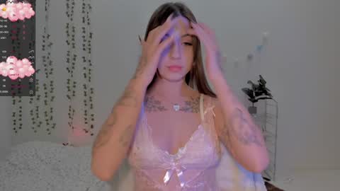 Snapshot of mary_tim chatting on January 27, 2025, 7:46 pm Maryana online show from January 27, 2025, 7:46 pm