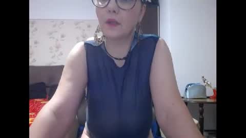 Snapshot of mary_x chatting on January 2, 2025, 3:48 am Mary online show from January 2, 2025, 3:48 am