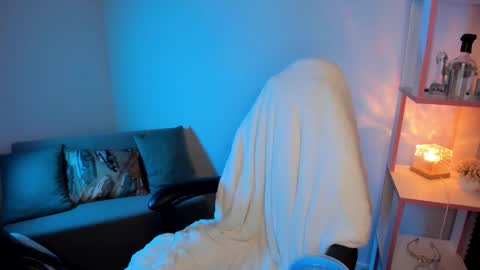 Snapshot of mary_xextra chatting on September 22, 2025, 12:01 am Mary GTM3Mon Wed Thu Sat Sun 0400 am-1030pm online show from September 22, 2025, 12:01 am