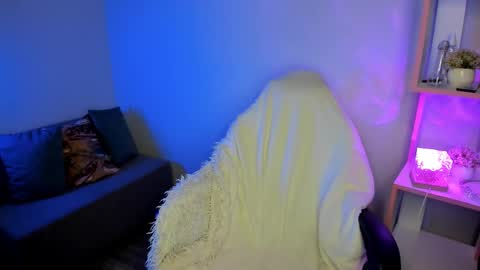 Snapshot of mary_xextra chatting on October 14, 2025, 12:33 am Mary GTM3Mon Wed Thu Sat Sun 0400 am-1030pm online show from October 14, 2025, 12:33 am