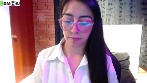 Snapshot of maryam_colins chatting on March 17, 2026, 2:31 pm MARYAM online show from March 17, 2026, 2:31 pm