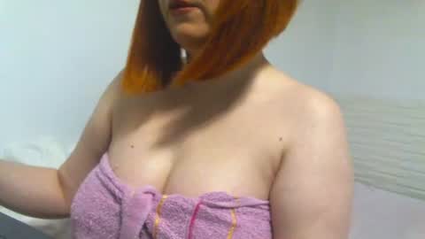 marycrazy2025 online show from July 17, 2026, 1:45 am