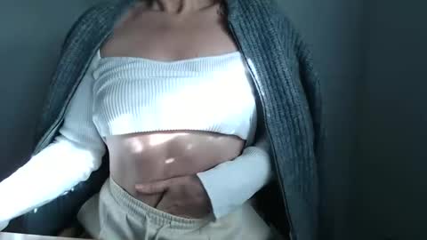 Maryil online show from December 15, 2024, 9:56 am