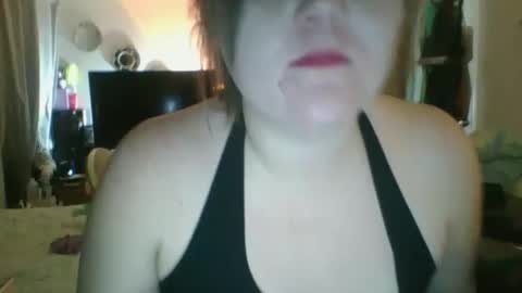 Snapshot of maryjane7036 chatting on December 24, 2024, 9:17 am maryjane7036 online show from December 24, 2024, 9:17 am