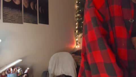 maria online show from December 2, 2025, 7:42 pm