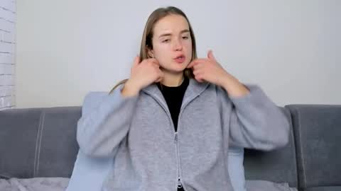 Mari online show from December 16, 2025, 8:41 am