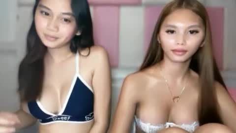 Snapshot of marylovely_19 chatting on April 17, 2026, 3:37 pm marylovely_19 online show from April 17, 2026, 3:37 pm