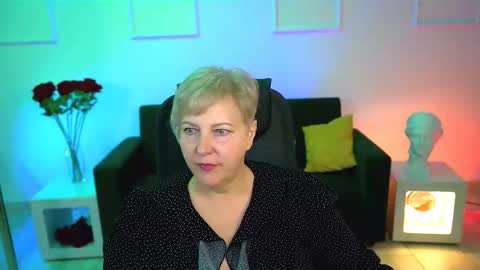 marymogan online show from October 16, 2025, 4:46 am