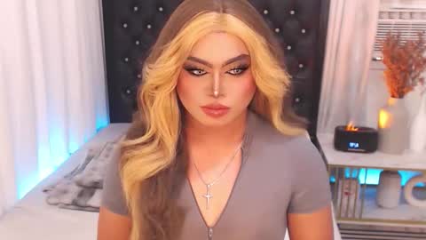 Snapshot of marymonroexxx chatting on September 26, 2025, 3:43 am marymonroexxx online show from September 26, 2025, 3:43 am