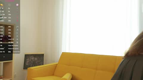 Hi Im Olivia Im new here3 online show from April 3, 2026, 3:04 am