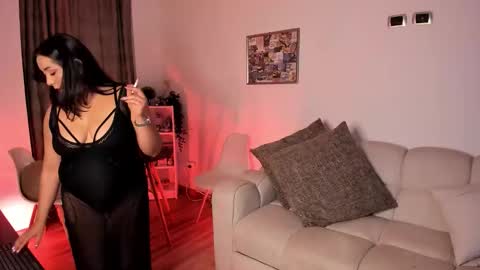 Snapshot of marysweett3 chatting on February 27, 2026, 4:12 am Mary online show from February 27, 2026, 4:12 am