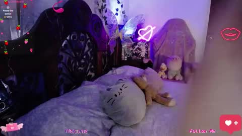 Mary online show from November 9, 2025, 11:19 am