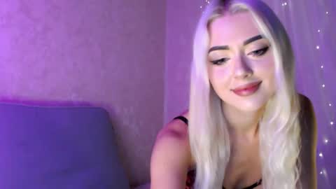 Snapshot of maryvi chatting on September 18, 2025, 1:40 am MaryVi online show from September 18, 2025, 1:40 am