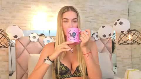 Snapshot of maryy_campbell chatting on July 4, 2026, 11:49 am maryy campbell online show from July 4, 2026, 11:49 am