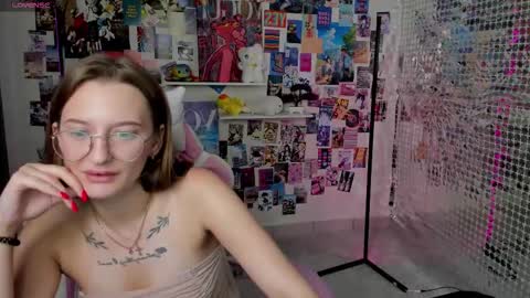 Snapshot of maryyy_may chatting on September 9, 2025, 6:07 pm maryyy_may online show from September 9, 2025, 6:07 pm
