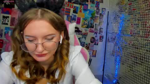 Snapshot of maryyy_may chatting on September 30, 2025, 4:34 pm maryyy_may online show from September 30, 2025, 4:34 pm