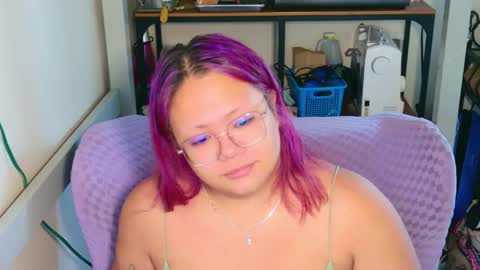 Snapshot of marziparaiso chatting on September 14, 2025, 7:57 pm Marzi online show from September 14, 2025, 7:57 pm