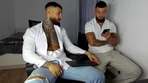 masculineguy69 online show from November 5, 2025, 7:08 am