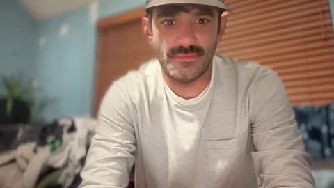 Masculine Hole online show from October 15, 2025, 2:11 am