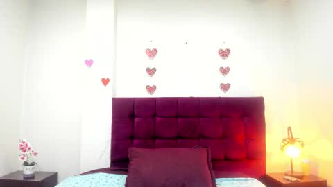 Snapshot of mashapink chatting on March 3, 2026, 12:44 pm MashaPink online show from March 3, 2026, 12:44 pm