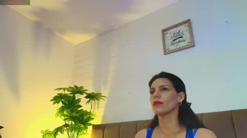Snapshot of mashapink chatting on May 29, 2026, 1:09 pm MashaPink online show from May 29, 2026, 1:09 pm