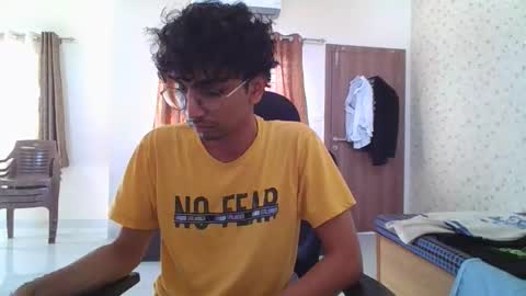 Snapshot of maskboyz2004 chatting on October 19, 2025, 4:02 am Mask Boy online show from October 19, 2025, 4:02 am