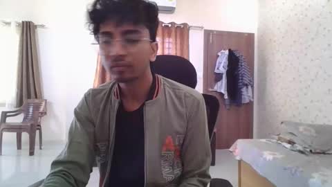 Snapshot of maskboyz2004 chatting on November 10, 2025, 5:17 am Mask Boy online show from November 10, 2025, 5:17 am