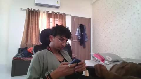 Snapshot of maskboyz2004 chatting on November 25, 2025, 3:50 am Mask Boy online show from November 25, 2025, 3:50 am