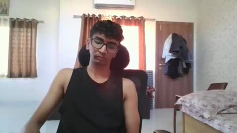 Snapshot of maskboyz2004 chatting on March 6, 2026, 2:30 am Mask Boy online show from March 6, 2026, 2:30 am