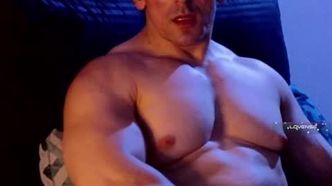 Snapshot of masked_bodybuilder chatting on February 12, 2025, 10:15 pm masked_bodybuilder online show from February 12, 2025, 10:15 pm