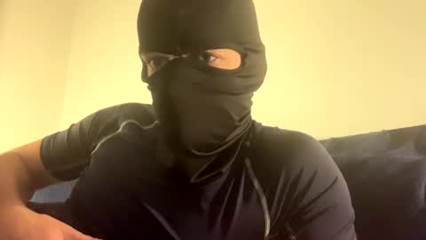 Snapshot of masked_mischief2 chatting on October 27, 2025, 7:18 pm masked_mischief2 online show from October 27, 2025, 7:18 pm