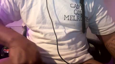 Snapshot of maskeddread chatting on December 27, 2024, 1:43 am maskeddread online show from December 27, 2024, 1:43 am