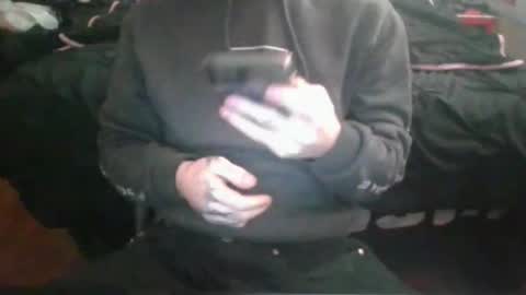 maskeddude69 online show from December 15, 2025, 6:01 pm