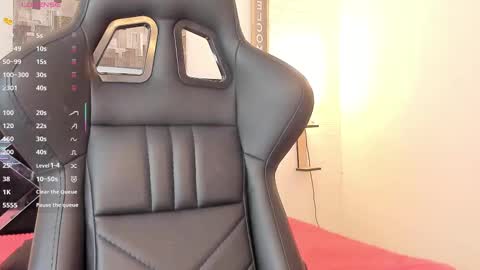 Scarlet  online show from February 3, 2026, 7:19 pm