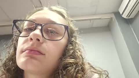 Snapshot of maskedgoddess69420 chatting on November 25, 2025, 10:59 am maskedgoddess69420 online show from November 25, 2025, 10:59 am