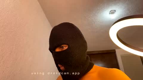 Snapshot of maskedvenomx chatting on February 14, 2025, 6:40 pm maskedvenomx online show from February 14, 2025, 6:40 pm