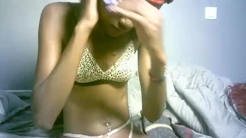 Snapshot of maskgang001 chatting on February 3, 2026, 2:53 am maskgang001 online show from February 3, 2026, 2:53 am