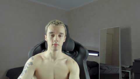 Snapshot of mason_warhol chatting on December 11, 2024, 9:41 am Mason online show from December 11, 2024, 9:41 am