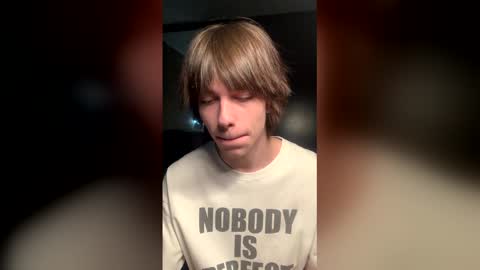 Snapshot of masonsilver_ chatting on February 21, 2026, 10:05 am masonsilver_ online show from February 21, 2026, 10:05 am