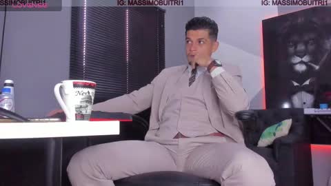 I am Massimo online show from January 9, 2025, 2:40 pm